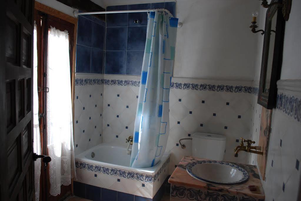 Fonda Del Tozal Hotell Teruel Exteriör bild