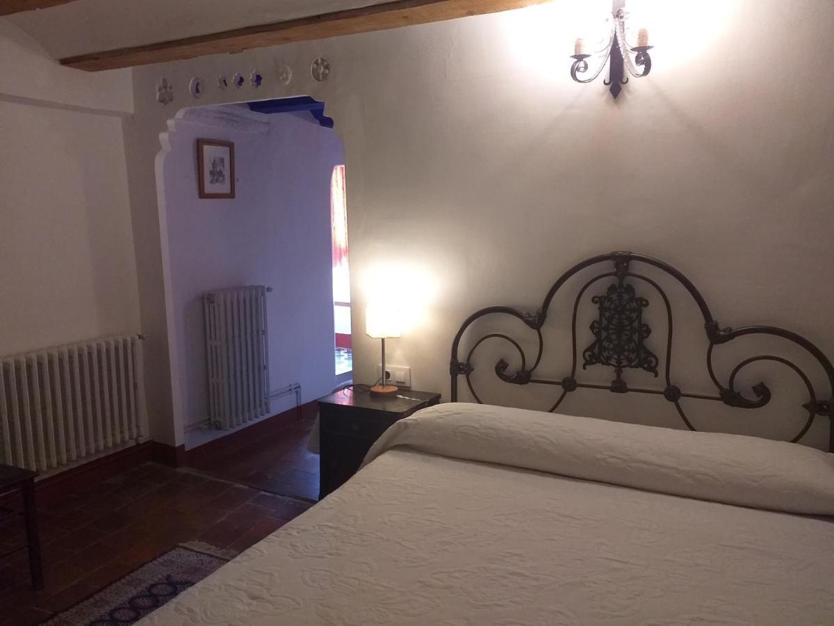 Fonda Del Tozal Hotell Teruel Exteriör bild